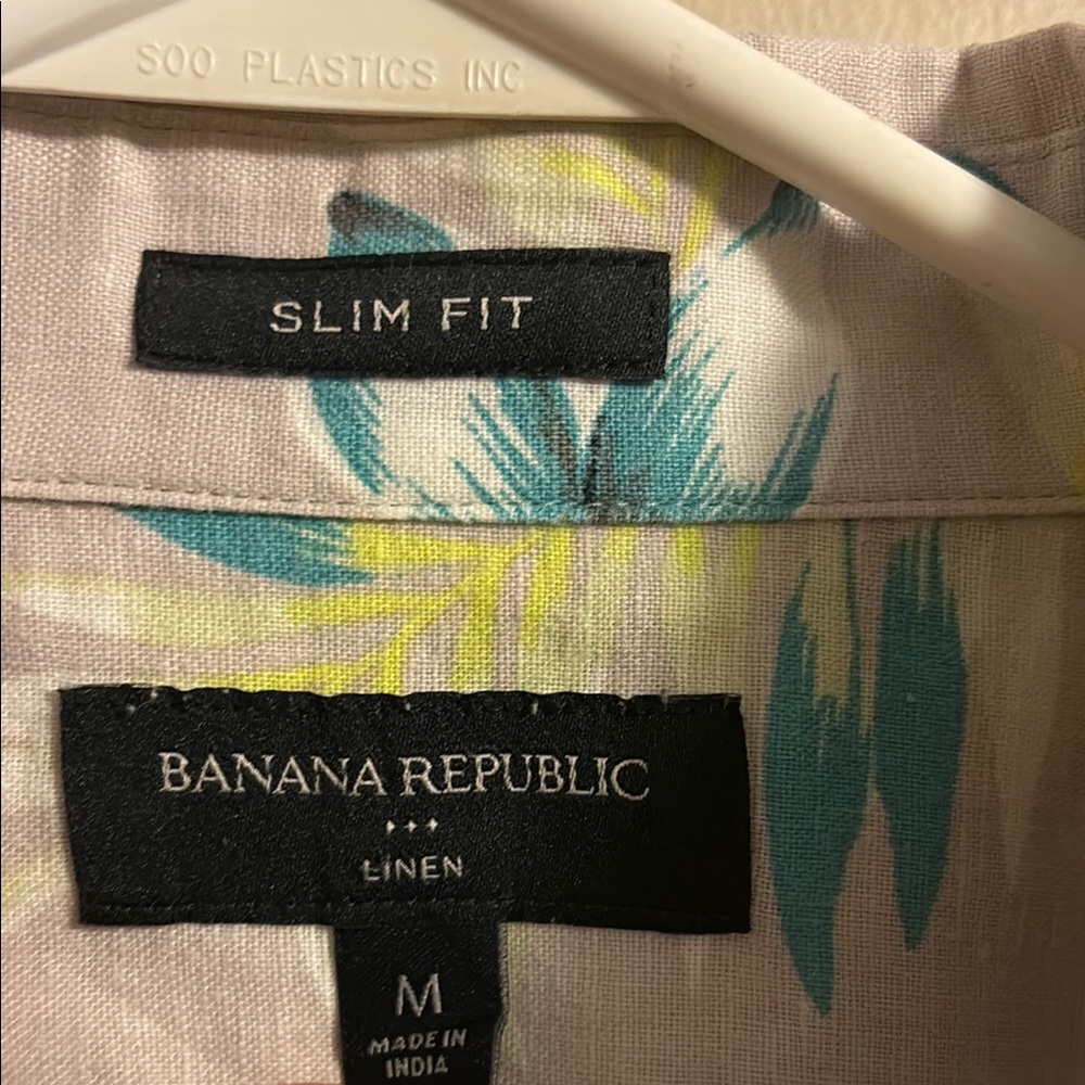 Banana Republic Gray and Yellow Casual Button Down Shirt - Picture 3 of 5